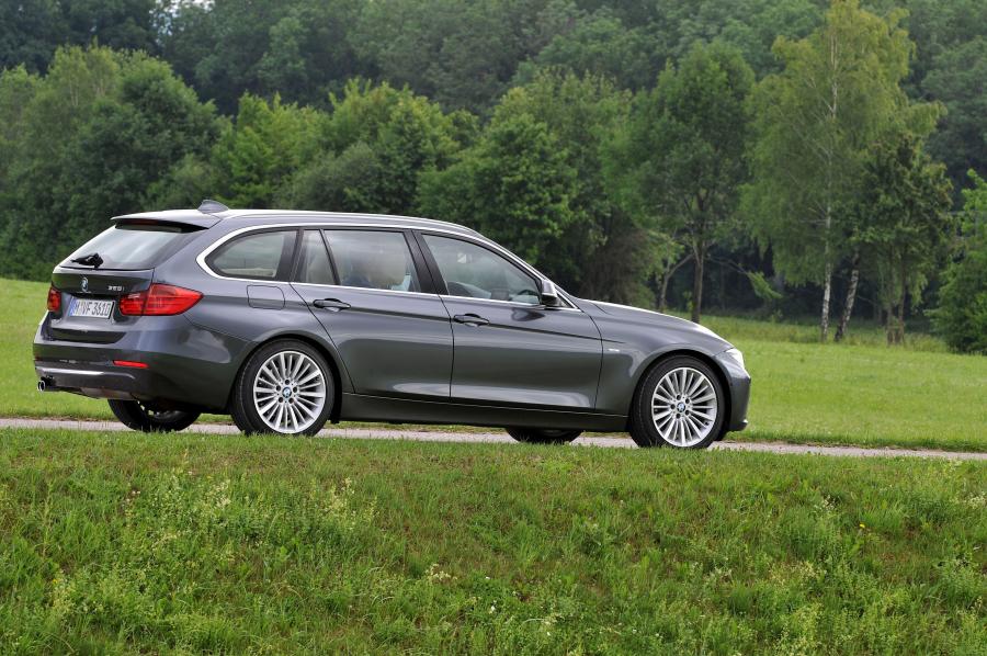  BMW 328i Touring Luxury 2012 года  (фото 146 из 200)